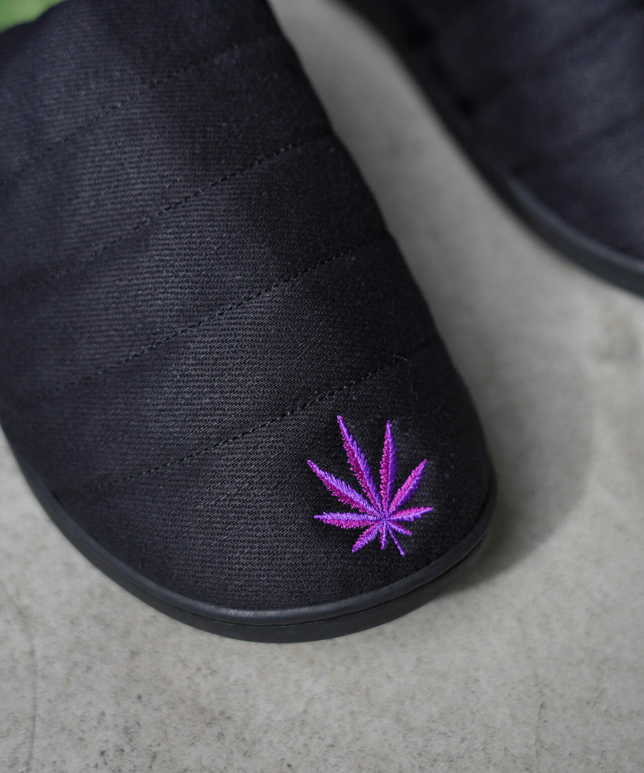 SUBU x MANASTASH/HEMP TWILL EMB SANDAL