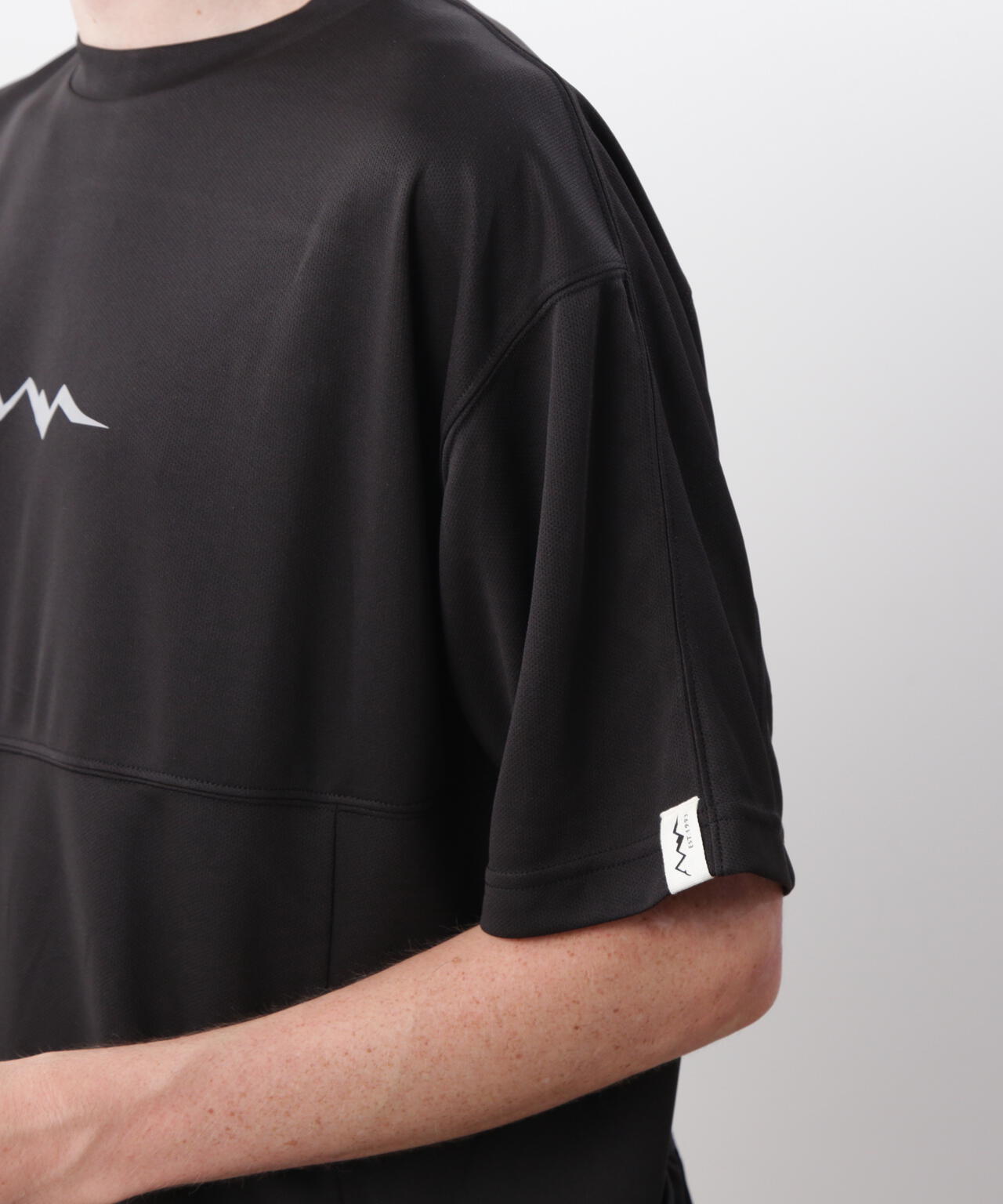 MANASTASH/マナスタッシュ/REF. LOGO TECH POCKET TOP
