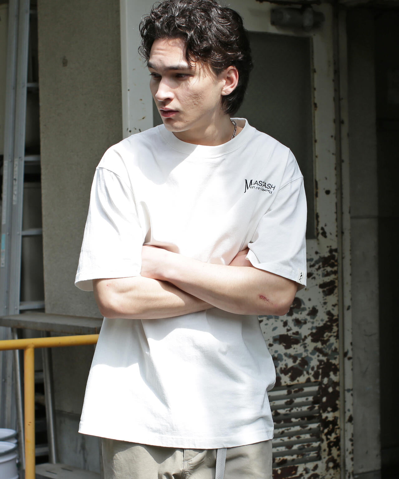 MANASTASH/マナスタッシュ/MANA EMB LOGO TEE