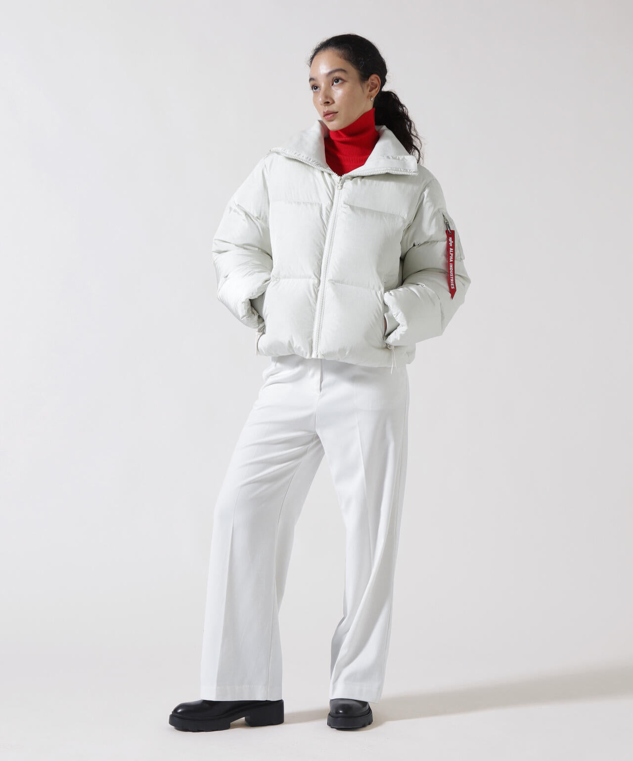 WOMENS SIERRA SHORT PUFFER