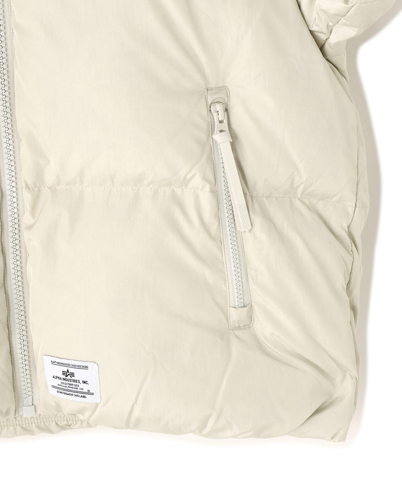 WOMENS SIERRA SHORT PUFFER
