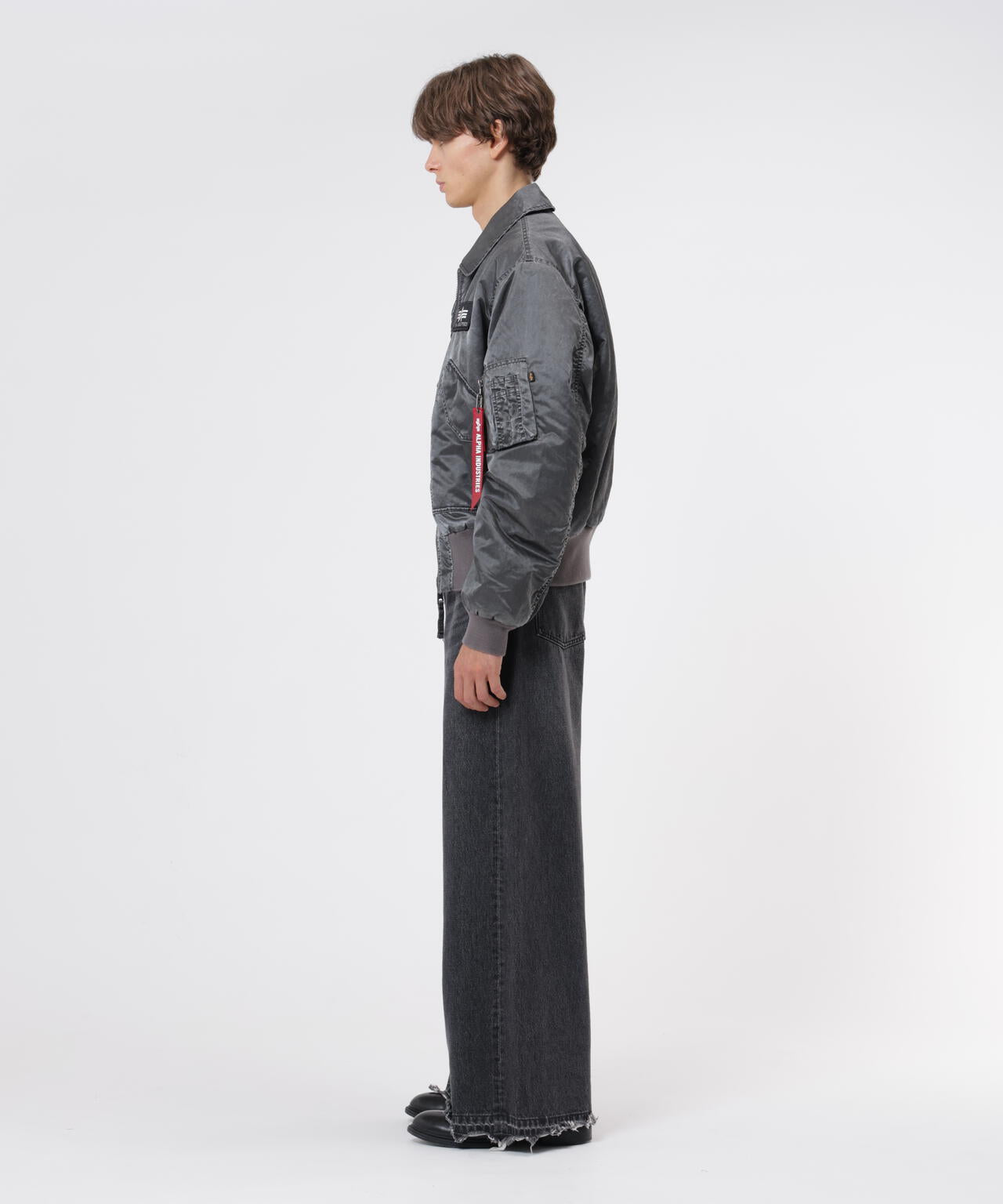 187cm C:80 W:70 H:91 着用サイズ：L