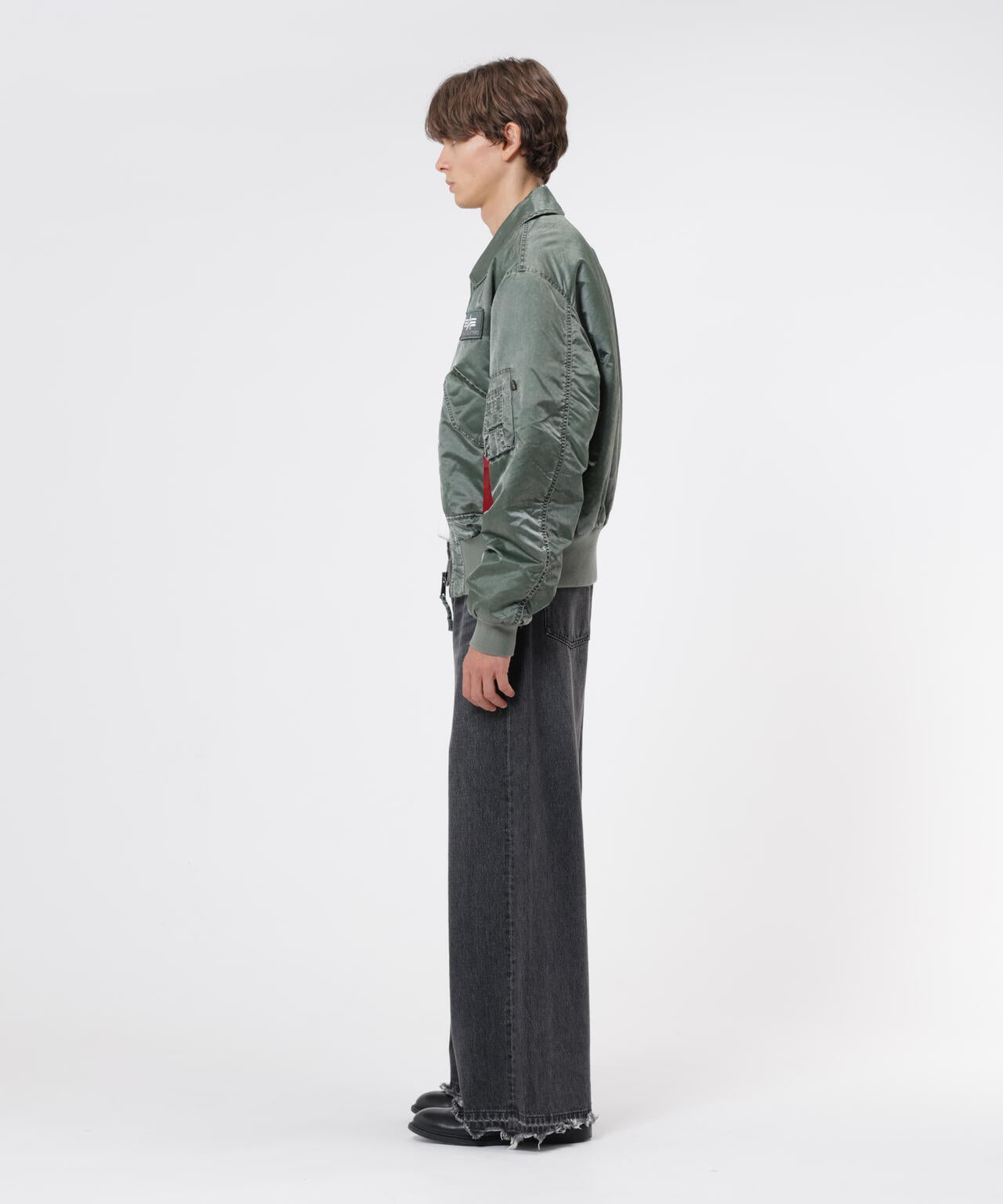 187cm C:80 W:70 H:91 着用サイズ：L