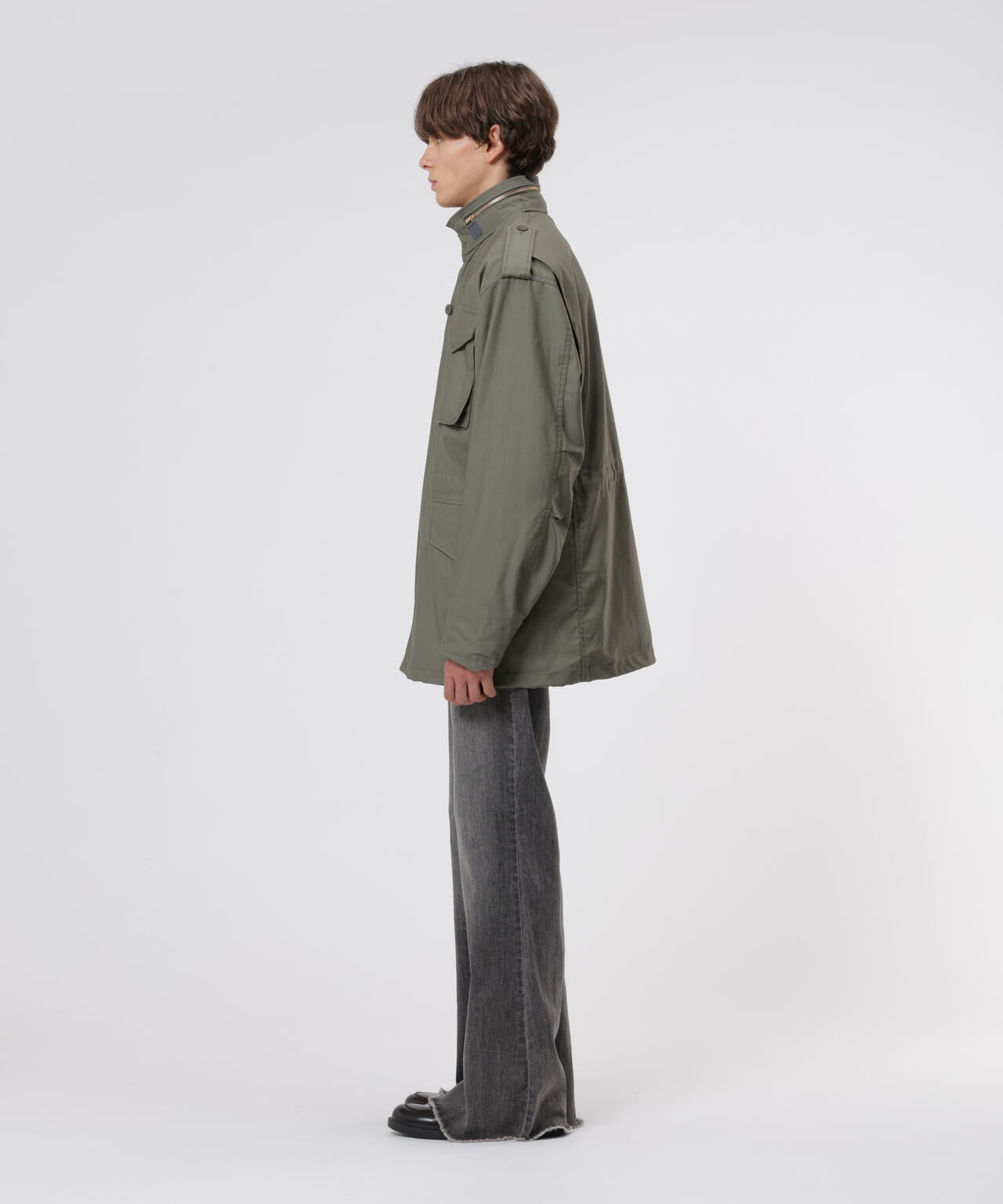 187cm C:80 W:70 H:91 着用サイズ：L